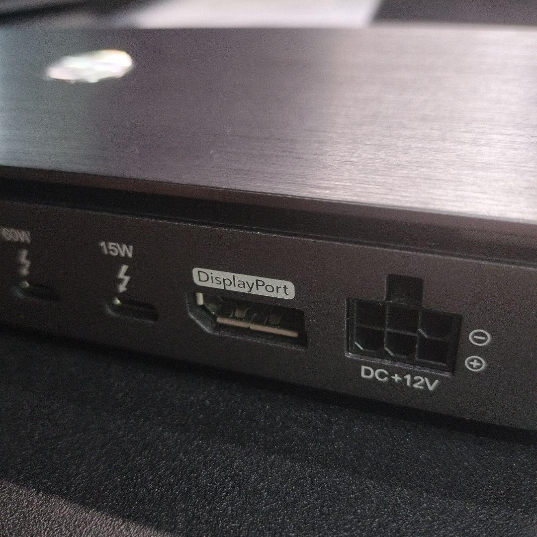 Thunder3 Dock Pro　（イーサネットポート 10GbE）